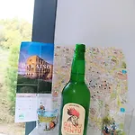 ¡al Lado De La Clinica Oftalmologica Vega!