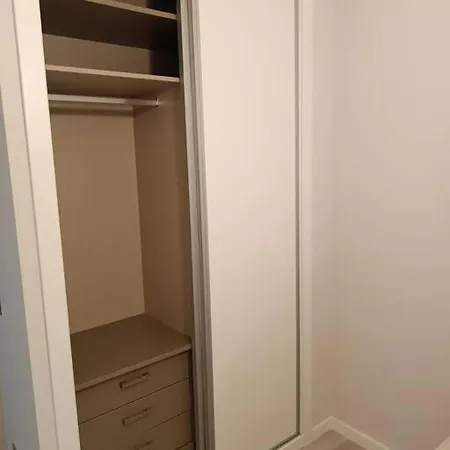 ¡al Lado De La Clinica Oftalmologica Vega! Appartement *