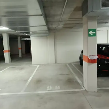¡al Lado De La Clinica Oftalmologica Vega! Apartment Oviédo