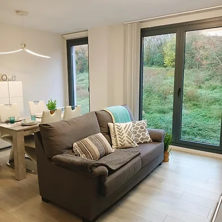 ¡al Lado De La Clinica Oftalmologica Vega!