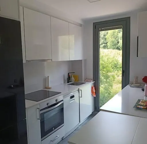 ¡al Lado De La Clinica Oftalmologica Vega! *