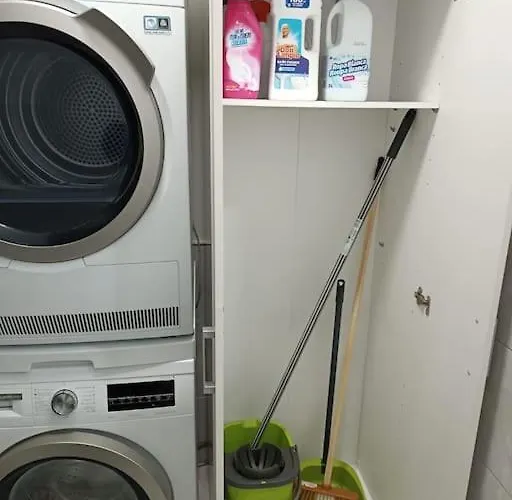 ¡al Lado De La Clinica Oftalmologica Vega! *