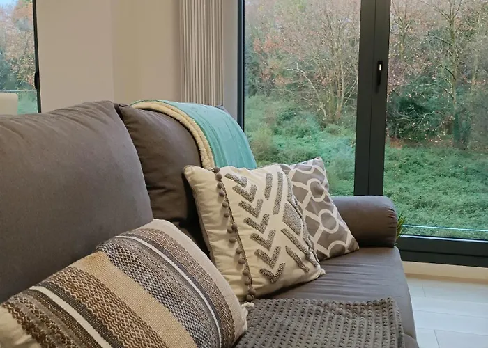 ¡al Lado De La Clinica Oftalmologica Vega! * Oviédo