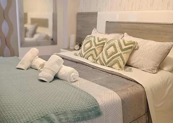 ¡al Lado De La Clinica Oftalmologica Vega! Apartment Oviédo