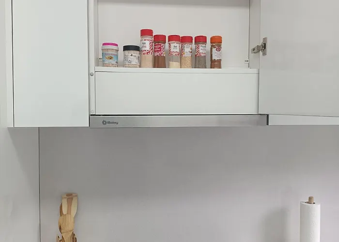 ¡al Lado De La Clinica Oftalmologica Vega!